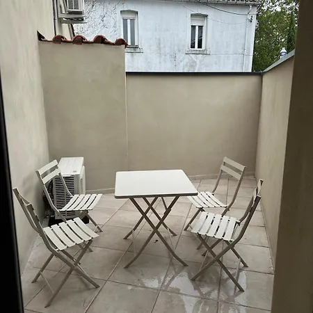 Apartment Duplex Climatise Avec Terrasse Et Parking Privatif